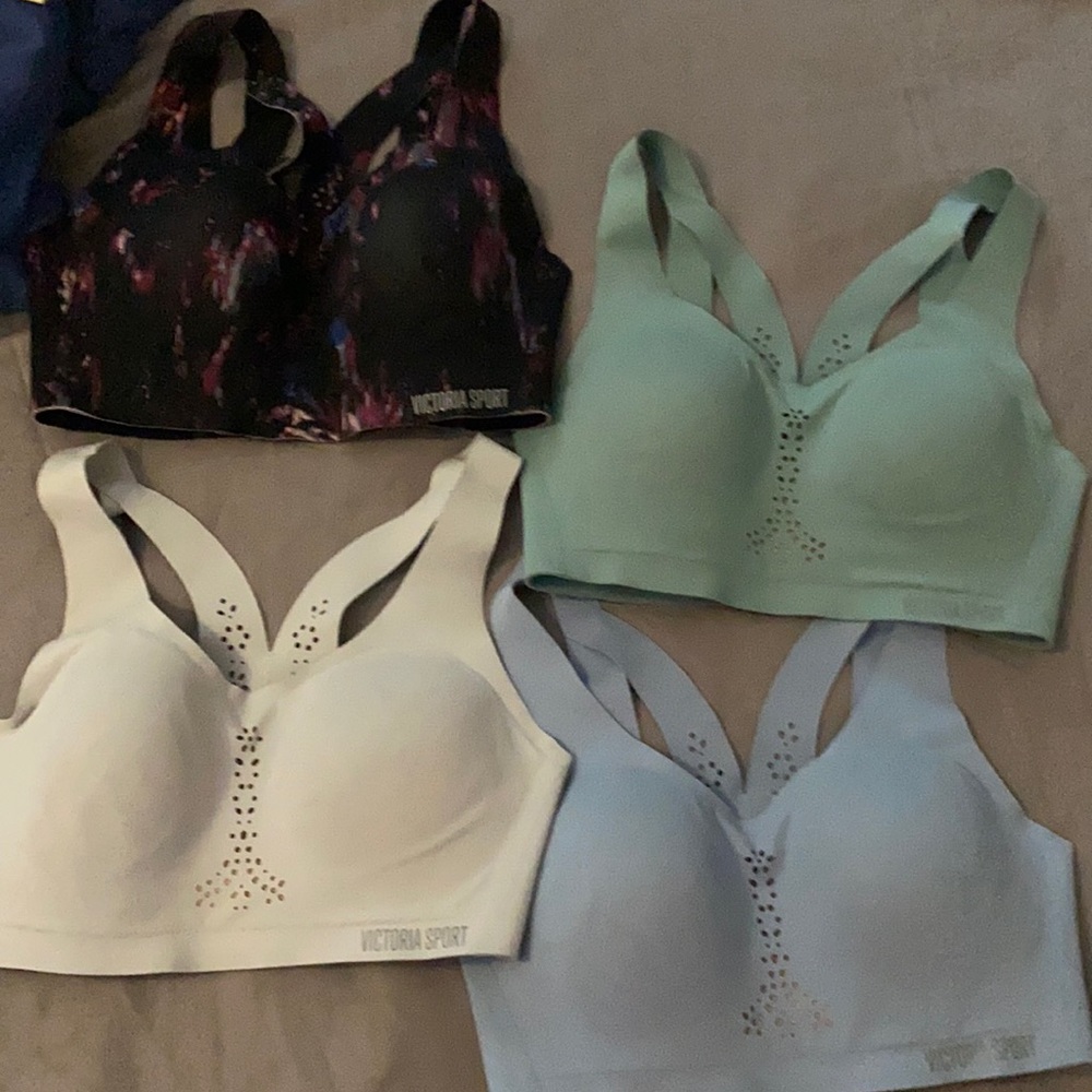 Victoria’s Secret Sports Bra 32D Angel Max